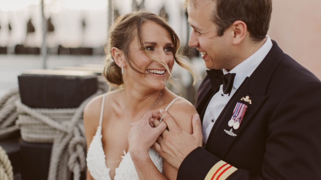 Wedding couple on HMSW